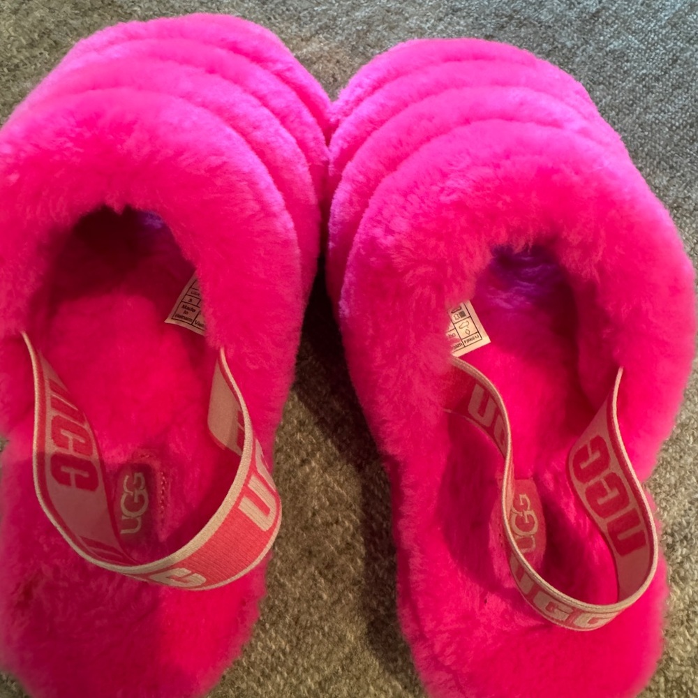 UGG Plush Shearling Slide Sandal in Hot Pink - Picture 2 of 5